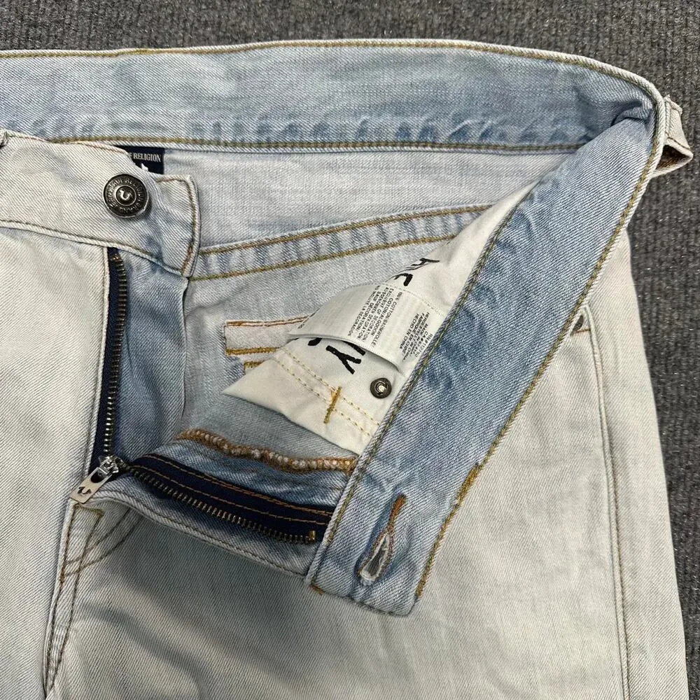 True Religion Men’s Ricky Frayed Hem Short Light Wash Jean Jorts 34